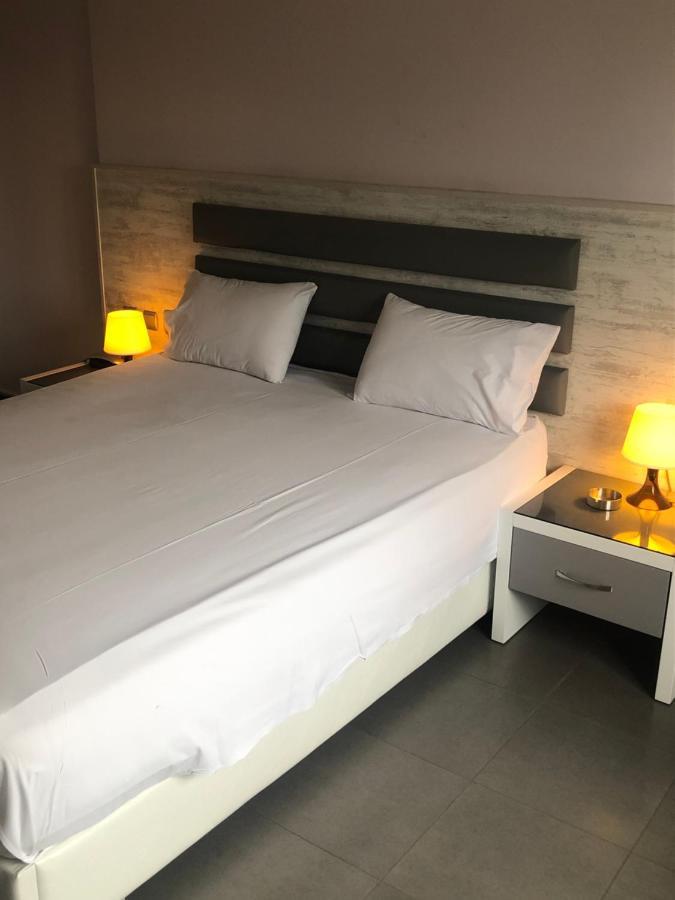 Αφροδίτη Hotel Neon Rysion المظهر الخارجي الصورة